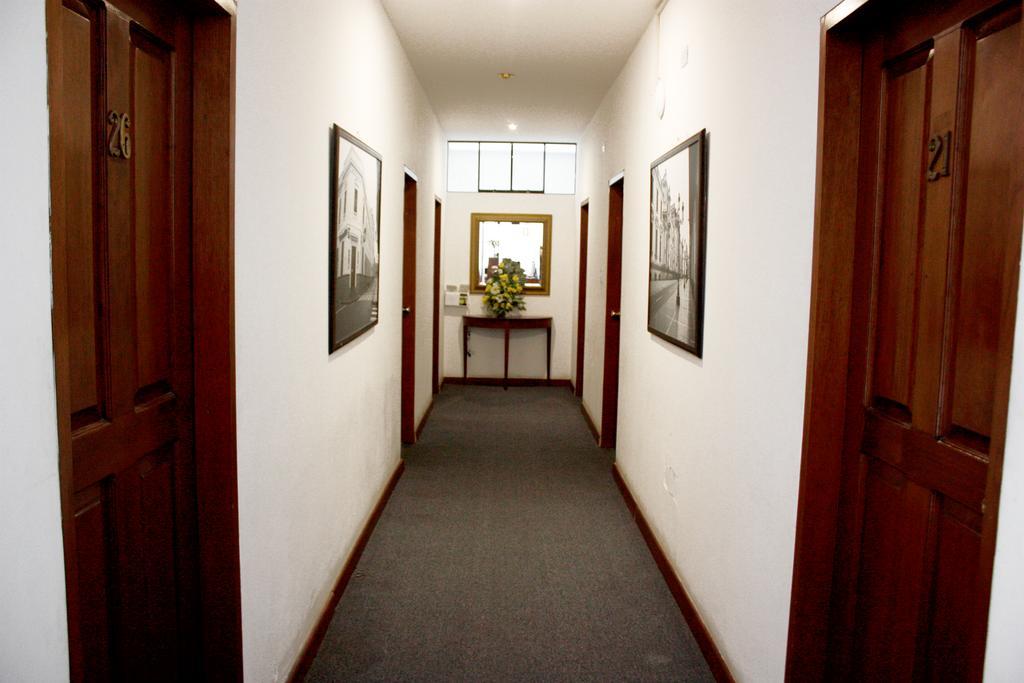 Mc Hotel Ика Екстериор снимка