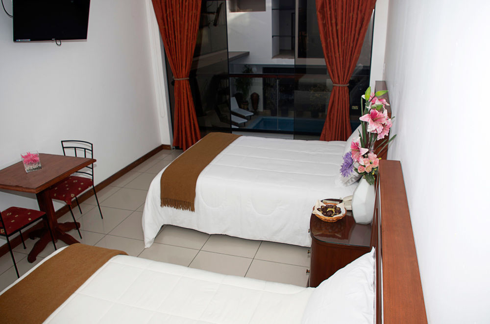 Mc Hotel Ика Екстериор снимка